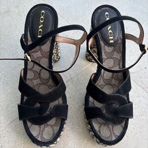 Coach sandals size 8